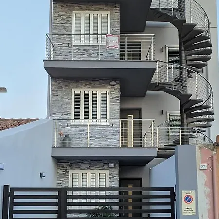 S'istella Lughente Apartamento Oristano